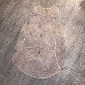 Lululemon Tank Size 6